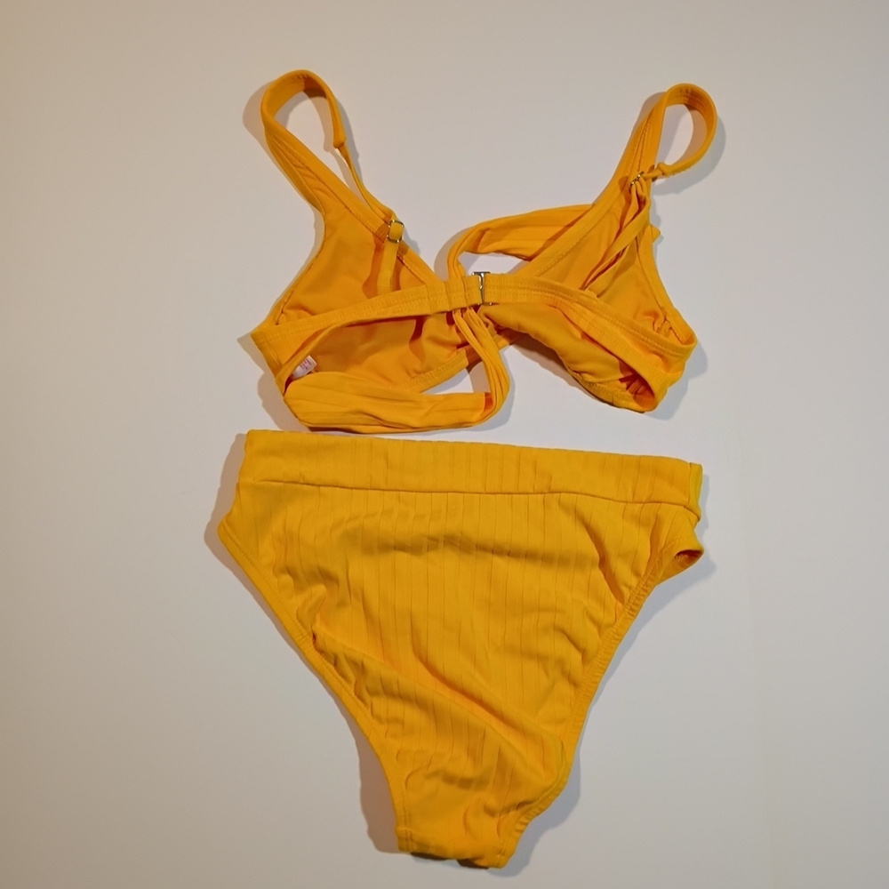 Xhilaration Bright Yellow Bikini Top - Picture 4 of 8